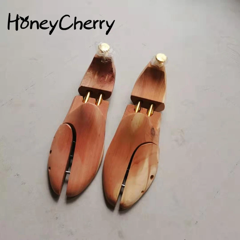 Tutore per scarpe in legno di  - Shoe Tree Cedar recensione e prezzo