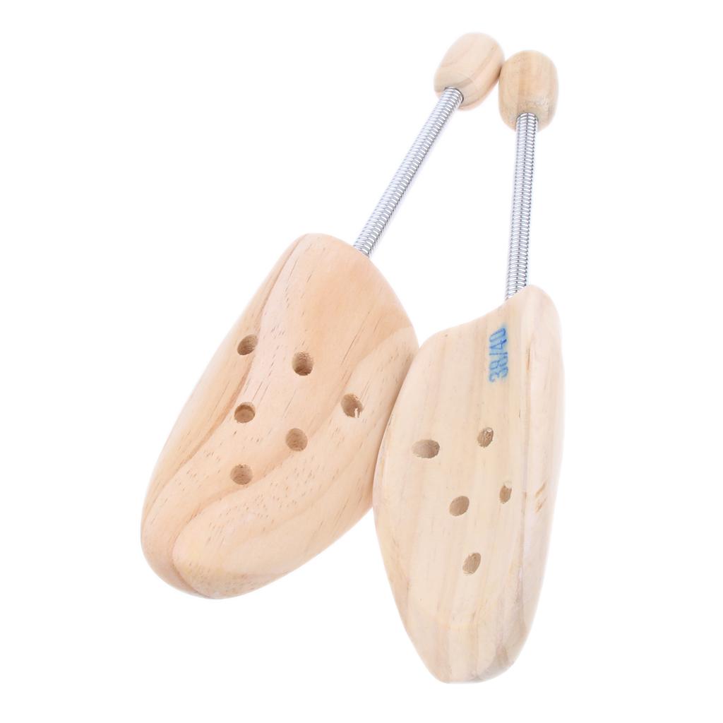 Tendiscarpe regolabile in legn - Shoe Tree Cedar recensione e prezzo